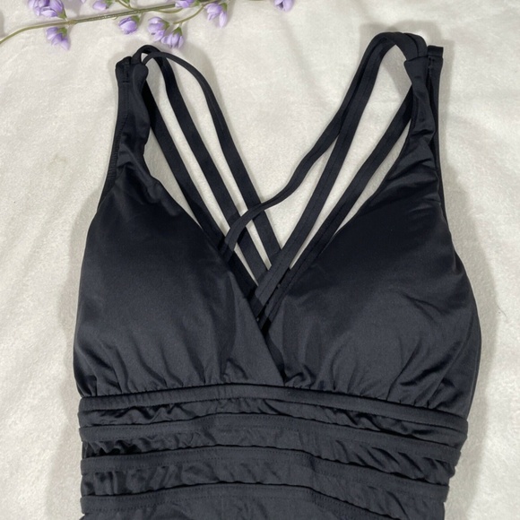 NWT La Blanca Cross Back One-Piece Swimsuit 6 BLK‎ - Picture 7 of 12